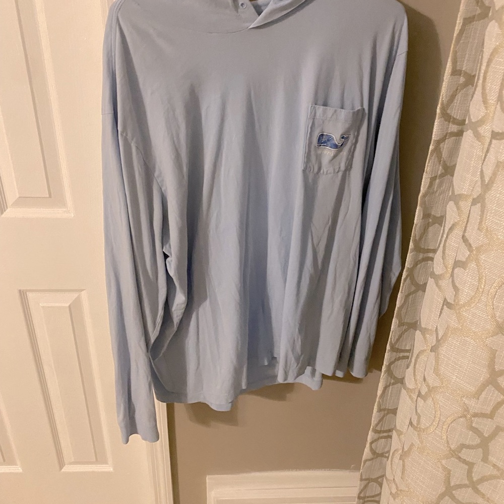 Womens vineyard vines T-shirt